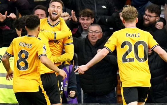 Wolves beat wasteful Chelsea