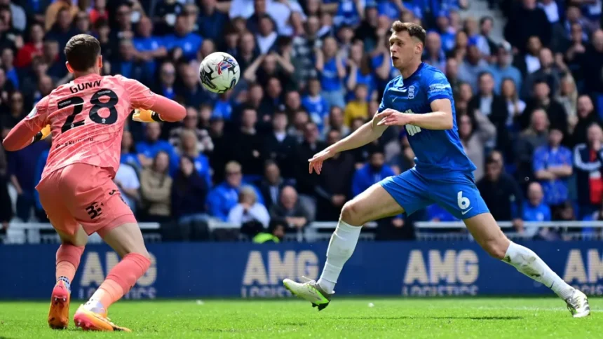 Angus Gunn kept out Blues' best first-half chance from Krystian Bielik