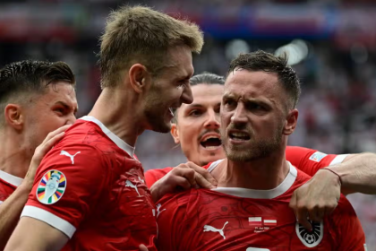 Austria beat Poland 3-1