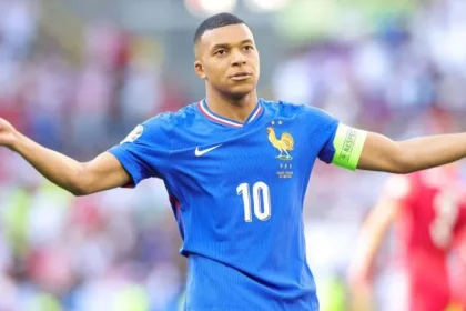 Mbappe rescued point for France