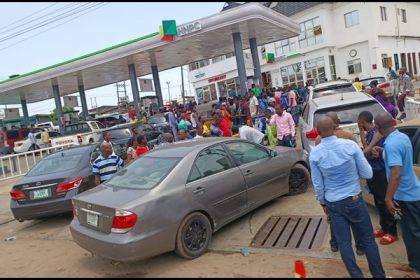 Fuel queues resurfaces