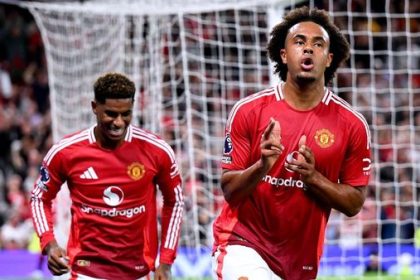 Zirkzee scores late winner on debut as Man Utd beat Fulham in opener