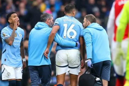 Rodri being helped out after sustaining injury