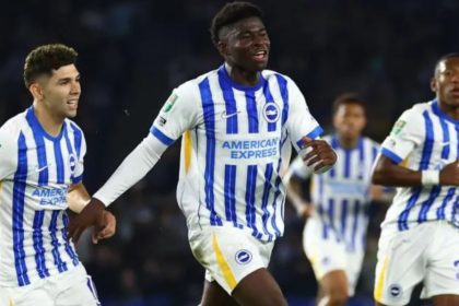 Brighton players celebrate win over Wolves