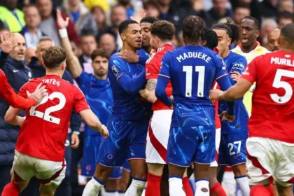 Both sets of players clashed in the closing stages of the game at Stamford Bridge