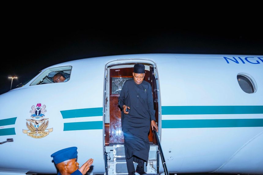 Kashim Shettima alighting from the Presidential jet