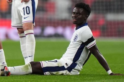 Injured Bukayo Saka