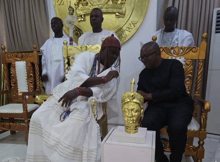 Peter Obi visits Ooni of Ife