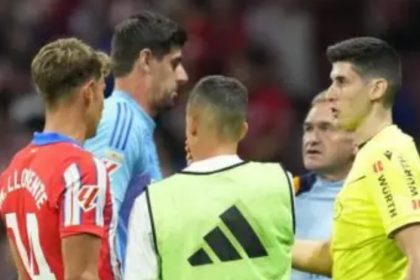 Real Madrid keeper Thibaut Courtois complained of objects being thrown, leading to the game's suspension