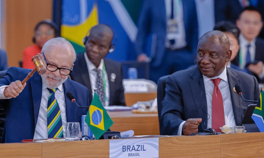 Brazilian president Luiz Inácio Lula with Cyril Ramaphosa, South African president at G20 summit