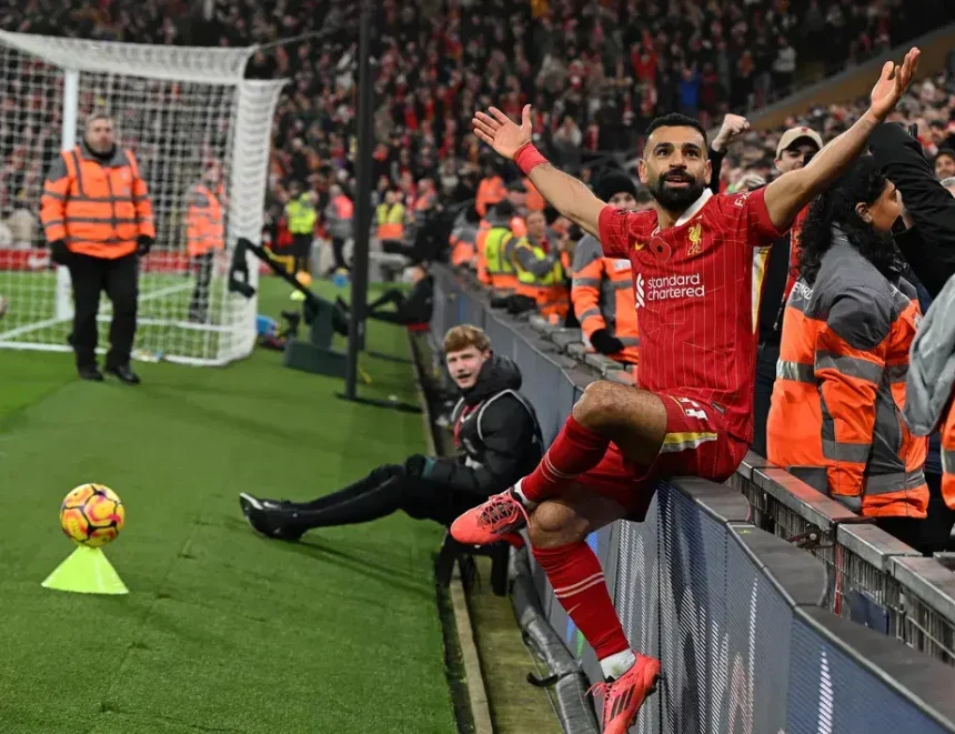 Mohammed Salah celebrate scoring a goal against Villa