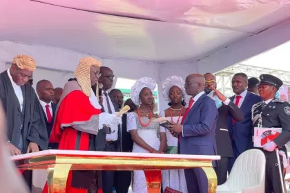 Monday Okpebholo being sworn in as Edo gov