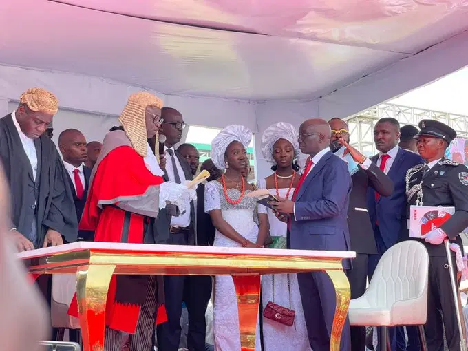 Monday Okpebholo being sworn in as Edo gov